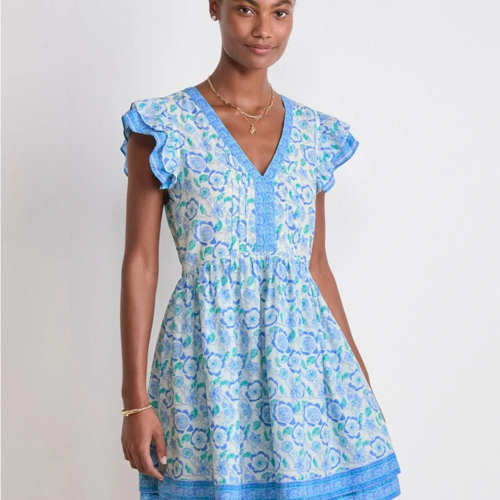 Vineyard Vines Blue and White Tiered Sundress - Picture 2 of 13